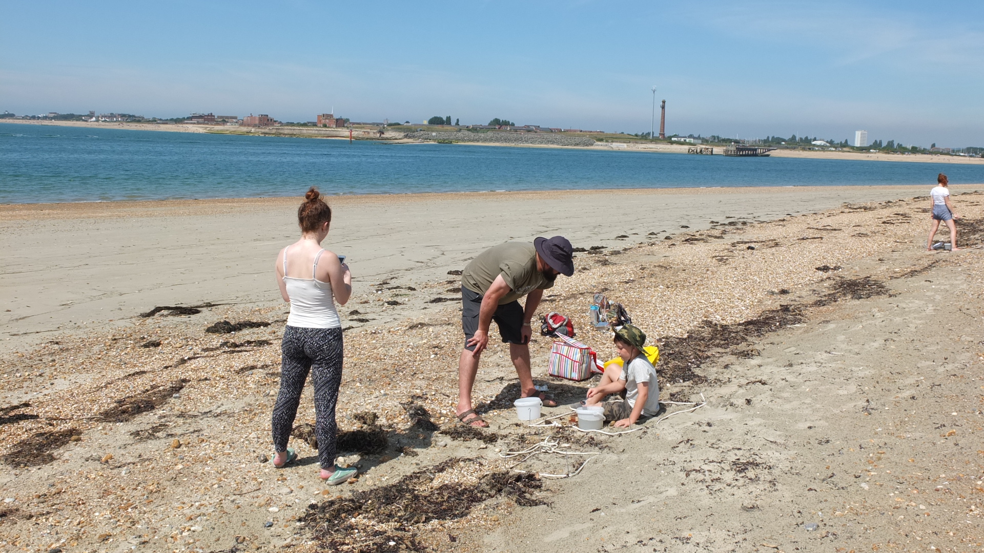 Conducting a microplastic survey on Hayling Island